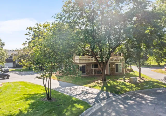Photo 3 of Single family home for sale at 11236 Vessey Cir, Minneapolis, MN 55437 | MLS# 7125454 | Listing updated on 2026-09-29