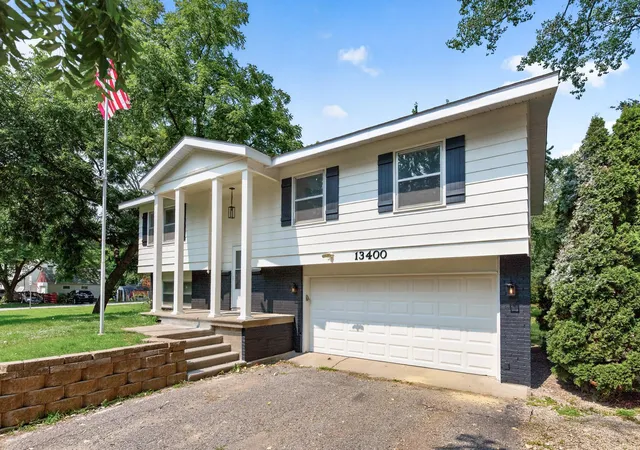 Photo 1 of Single family home for sale at 13400 Orchard Rd, Hopkins, MN 55305 | MLS# 7125468 | Listing updated on 2026-10-17