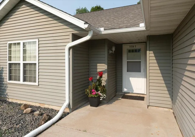 2nd image of 1038 Syme Ave #C, Glenwood City, WI 54013 | MLS# 7125478