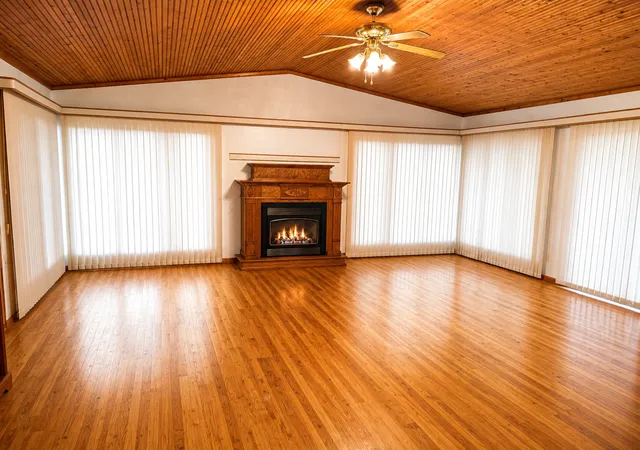 2nd image of 446 Maple Ave S, Thief River Falls, MN 56701 | MLS# 7125491