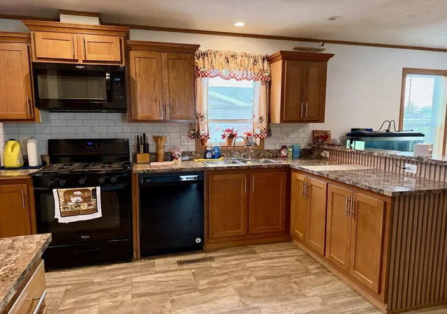 2nd image of 2020 Peregrine Pl Nw, Stewartville, MN 55976 | MLS# 7125502