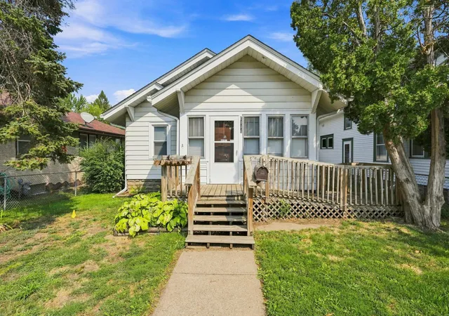 28th image of 1006 Earl St, Saint Paul, MN 55106 | MLS# 7125530
