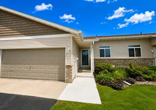 16th image of 233 Pine St, Cannon Falls, MN 55009 | MLS# 7125547