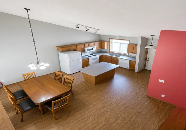 Photo 3 of Single family home for sale at 233 Pine St, Cannon Falls, MN 55009 | MLS# 7125547 | Listing updated on 2026-09-16