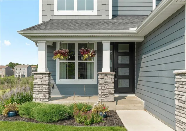 Photo 2 of Sale Pending at 9626 Timber Ter, Victoria, MN 55386 | MLS# 7125563 | Listing updated on 2026-08-24