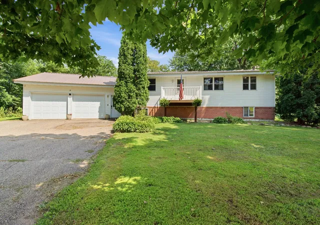 2nd image of 517 1st St S, Waterville, MN 56096 | MLS# 7125599