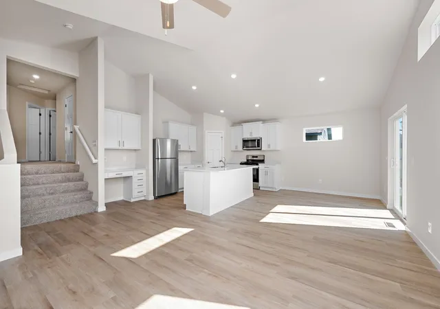 3rd image of 606 Redwood Loop N, Cambridge, MN 55008 | MLS# 7125600