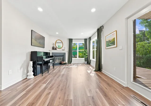 Photo 4 of Single family home for sale at 1911 S 5th Street, Minneapolis, MN 55454 | MLS# 7125619 | Listing updated on 2026-08-31