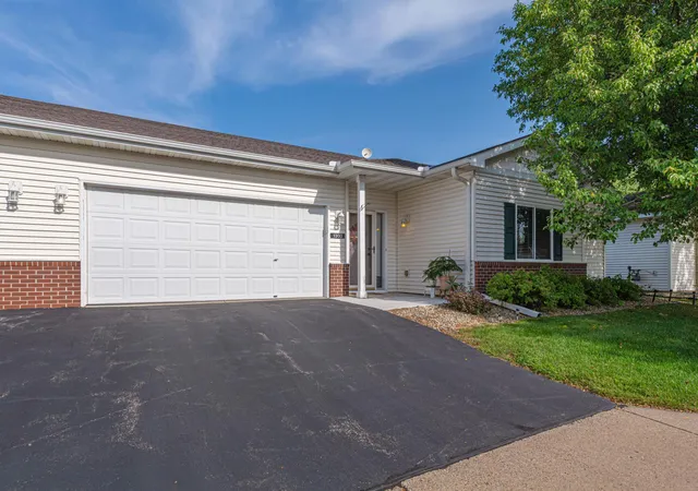 Photo 1 of Single family home for sale at 1303 Presidential Dr, Northfield, MN 55057 | MLS# 7125623 | Listing updated on 2026-09-28