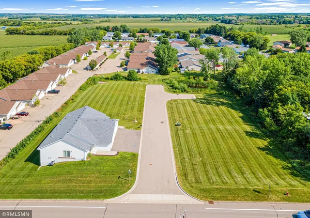 4th image of 680 Heritage Ln, Hammond, WI 54015 | MLS# 7125634