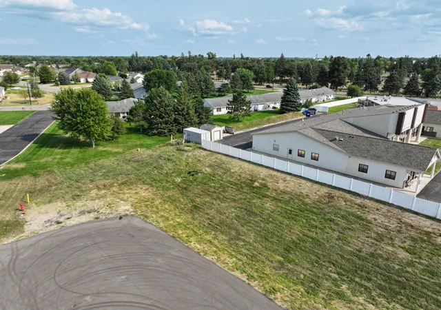 1st image of 682 684 Voyager Dr, Alexandria, MN 56308 | MLS# 7125645