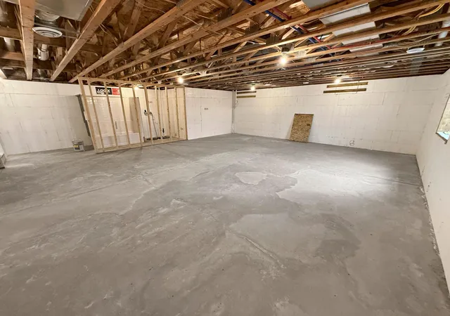 Photo 31 of Single family home for sale at 208 4th Street Nw, Gwinner, ND 58040 | MLS# 7125650 | Listing updated on 2026-08-12