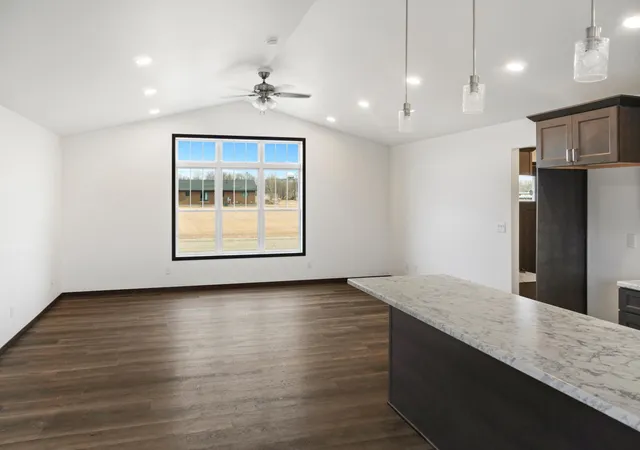 Photo 4 of Single family home for sale at 208 4th Street NW, Gwinner, ND 58040 | MLS# 7125650 | Listing updated on 2026-08-12