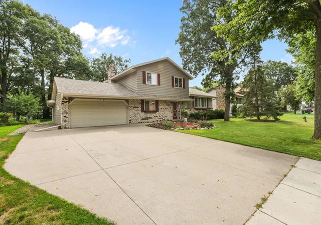 2nd image of 13013 Goodhue St Ne, Minneapolis, MN 55449 | MLS# 7125657