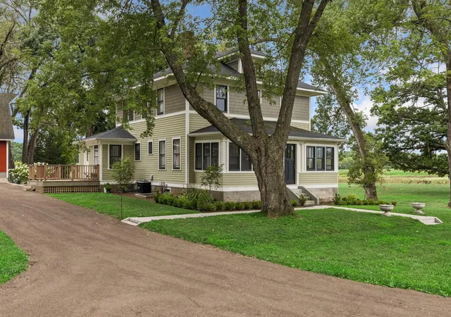 2nd image of 360 144th Ave, Houlton, WI 54082 | MLS# 7125671