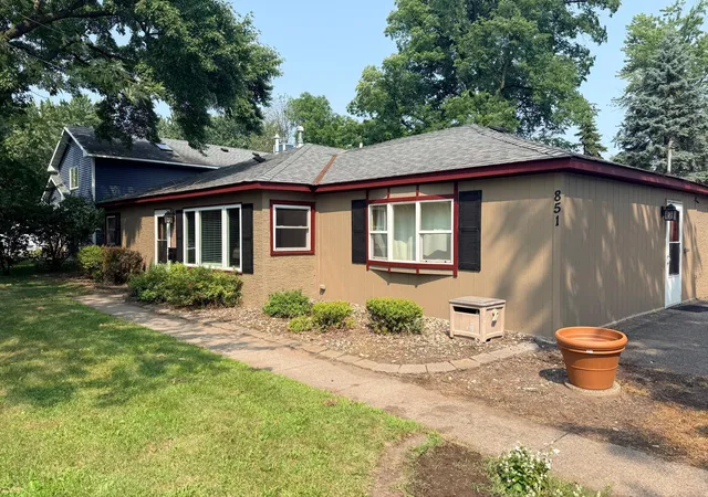Photo 1 of Single family home for sale at 851 Brisbin St, Anoka, MN 55303 | MLS# 7125673 | Listing updated on 2026-08-26