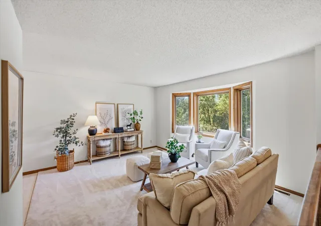 Photo 3 of Sale Pending at 1420 Sylvan St, Saint Paul, MN 55117 | MLS# 7125682 | Listing updated on 2026-10-12