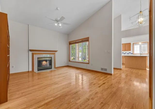Photo 4 of Single family home for sale at 16505 42nd Avenue N, Minneapolis, MN 55446 | MLS# 7125684 | Listing updated on 2026-09-01