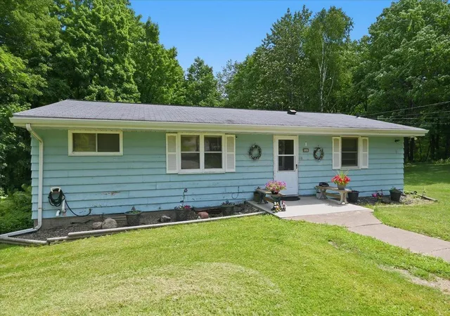 1st image of 430 S Boundary Ave, Duluth, MN 55810 | MLS# 7125686