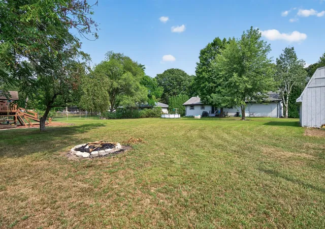 2nd image of 13848 Crosstown Dr Nw, Andover, MN 55304 | MLS# 7125697
