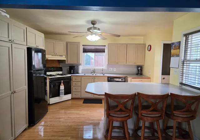 Single family home for sale at 813 Ulstad Ave, Albert Lea, MN 56007 | MLS# 7125699
