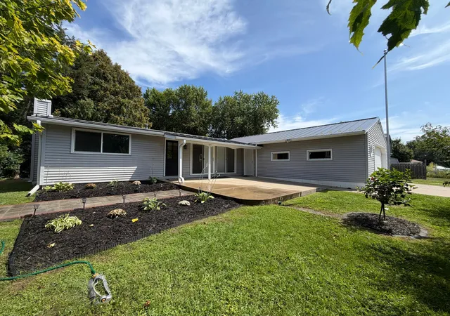 image of 199 Hillwood Dr, Lake City, MN 55041 | MLS# 7125721