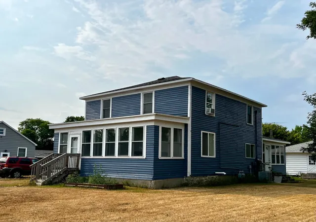 1st image of 802 Hobart St, Hawley, MN 56549 | MLS# 7125752