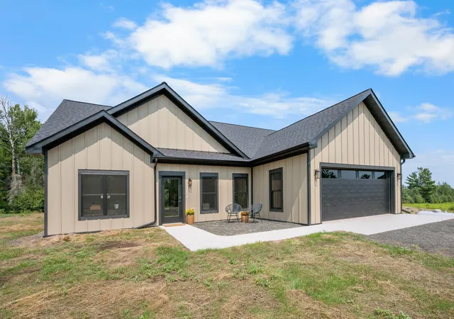 Single family home for sale at 1241 Airport Rd, Two Harbors, MN 55616 | MLS# 7125760