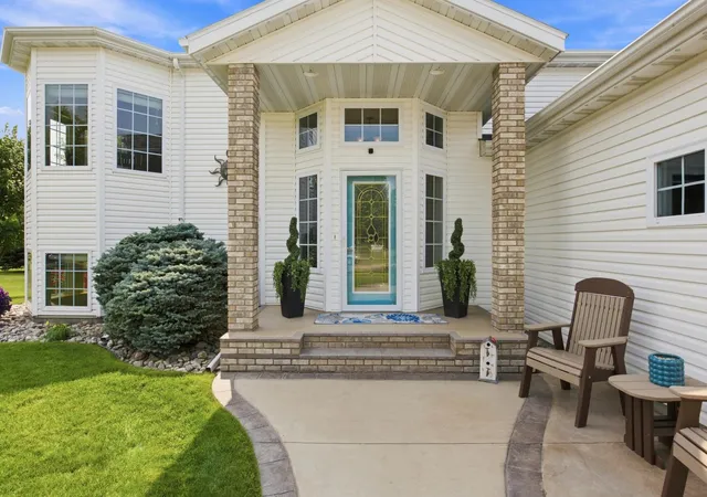 3rd image of 515 Cottonwood Dr, Casselton, ND 58012 | MLS# 7125767