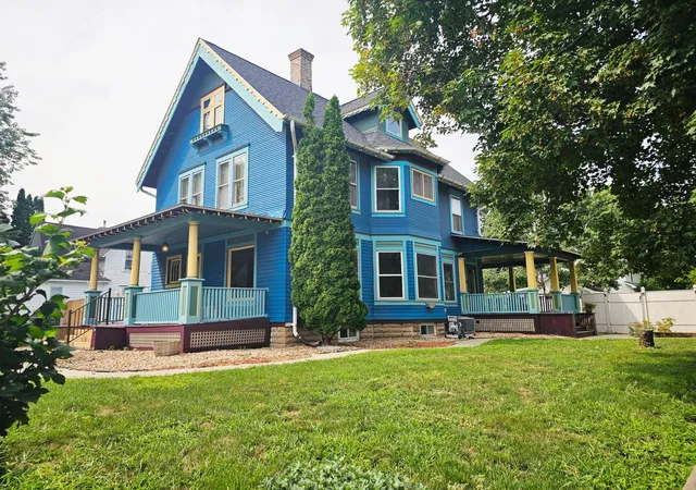 Photo 2 of Single family home for sale at 121 N 5th Street, Montevideo, MN 56265 | MLS# 7125769 | Listing updated on 2026-08-17