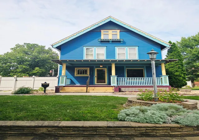 Photo 3 of Single family home for sale at 121 N 5th Street, Montevideo, MN 56265 | MLS# 7125769 | Listing updated on 2026-08-17