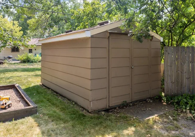 47th image of 944 11th Ave Se, Forest Lake, MN 55025 | MLS# 7125771