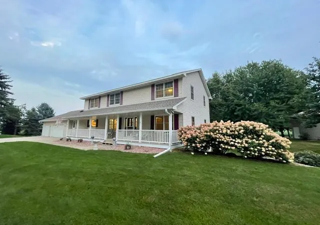 1st image of 4614 215th St E, Hampton, MN 55031 | MLS# 7125775