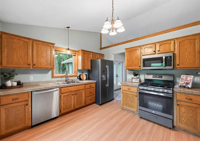 2nd image of 22160 Jude Ave N, Forest Lake, MN 55025 | MLS# 7125791