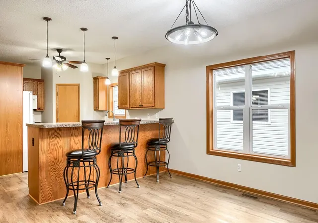Photo 4 of Single family home for sale at 645 Tiffany Ln, Waconia, MN 55387 | MLS# 7125810 | Listing updated on 2026-10-16