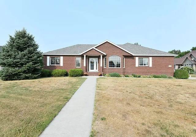 1st image of 520 2nd Ave S, Kindred, ND 58051 | MLS# 7125819