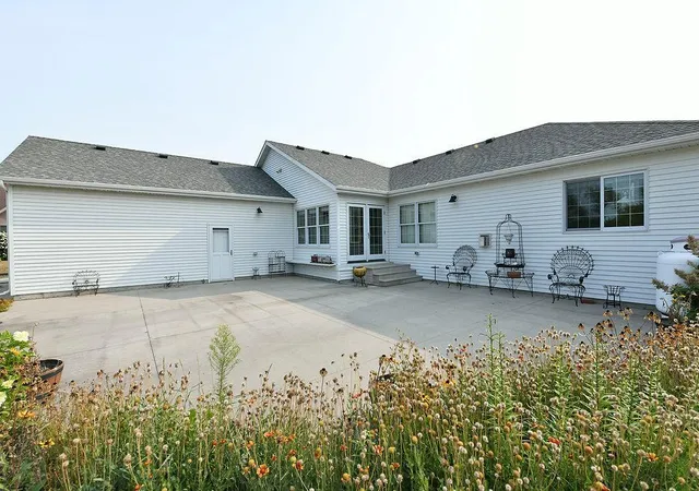 3rd image of 520 2Nd Ave S, Kindred, ND 58051 | MLS# 7125819