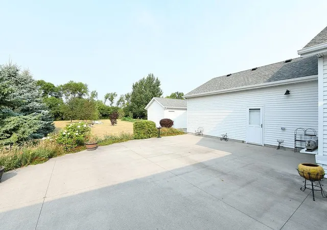 5th image of 520 2Nd Ave S, Kindred, ND 58051 | MLS# 7125819