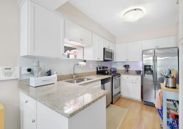 Photo 1 of Single family home for sale at 1501 W 140th Street, Burnsville, MN 55337 | MLS# 7125832 | Listing updated on 2026-08-12