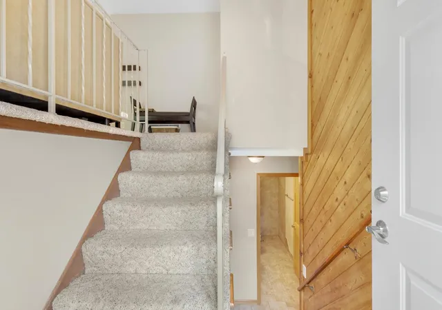 Photo 3 of Single family home for sale at 1501 W 140th Street, Burnsville, MN 55337 | MLS# 7125832 | Listing updated on 2026-08-12