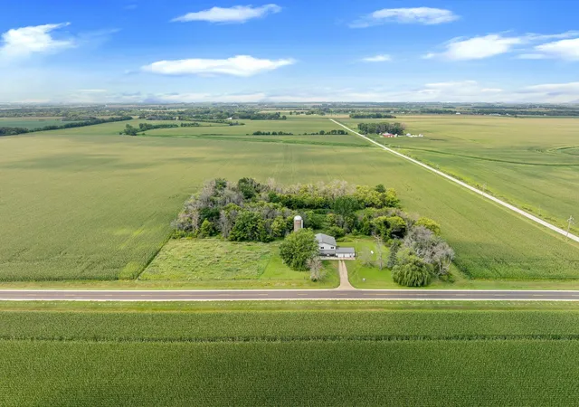 2nd image of 57414 205th St, Austin, MN 55912 | MLS# 7125837