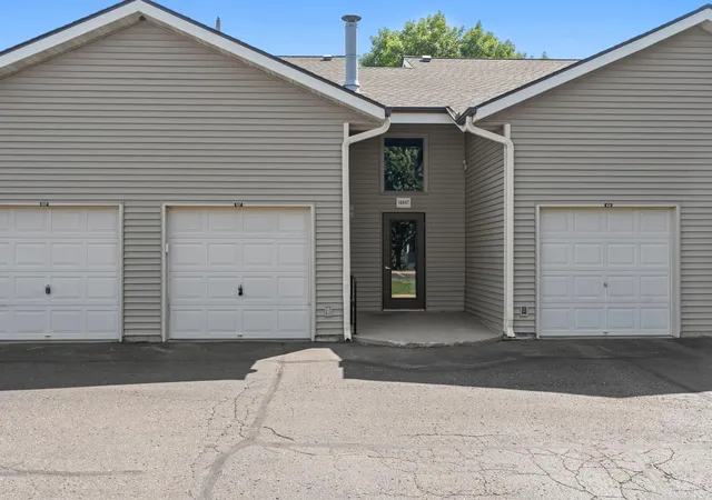 Condo for sale at 14847 Endicott Way #107, Saint Paul, MN 55124 | MLS# 7125843