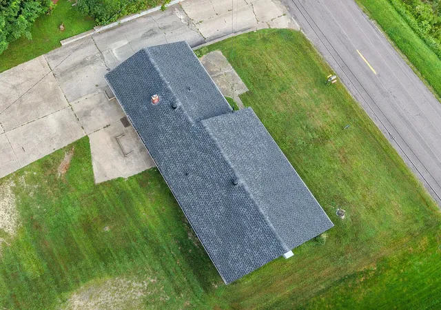 Photo 2 of Single family home for sale at 765 E Lake Blvd, Winona, MN 55987 | MLS# 7125858 | Listing updated on 2026-08-14