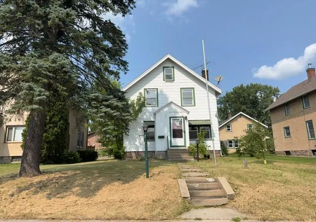 1st image of 520 3rd St Nw, Chisholm, MN 55719 | MLS# 7125890