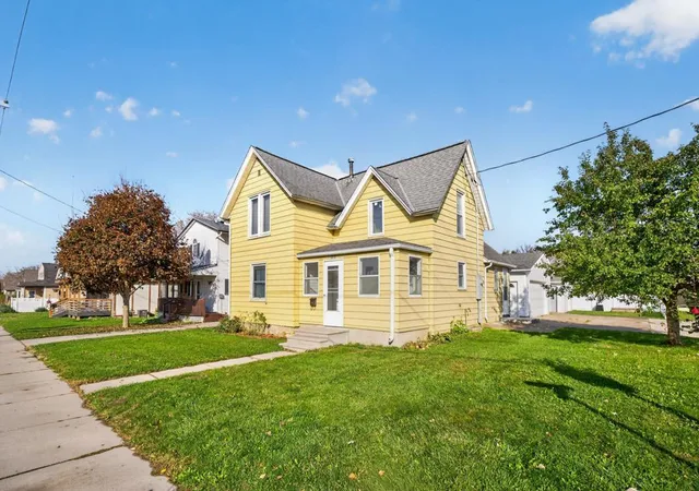 Photo 1 of Single family home for sale at 121 6th Street NE, Stewartville, MN 55976 | MLS# 7125891 | Listing updated on 2026-10-29