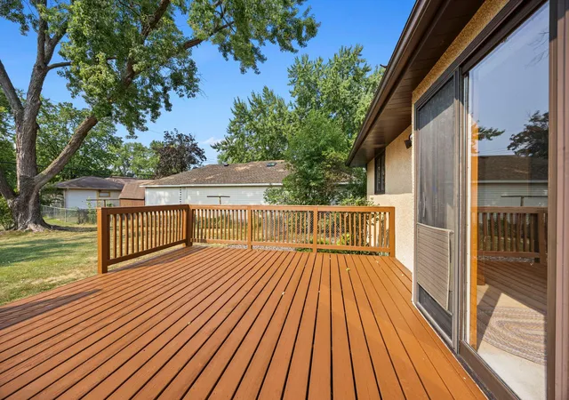 Photo 3 of Sale Pending at 3407 Woodbine Ln N, Minneapolis, MN 55429 | MLS# 7125896 | Listing updated on 2026-09-02