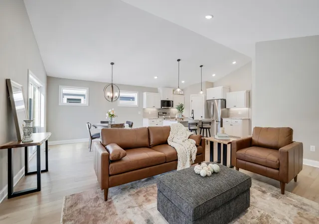 3rd image of 17758 Hoover St Nw, Elk River, MN 55330 | MLS# 7125907