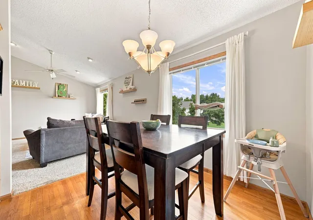 5th image of 1241 Willow Trl, Farmington, MN 55024 | MLS# 7125931