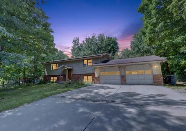 Photo 3 of Single family home for sale at 2452 Deschepper Dr, Grand Rapids, MN 55744 | MLS# 7125951 | Listing updated on 2026-09-05