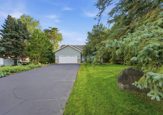 Photo 4 of Single family home for sale at 9900 W Lake Ct, Rice, MN 56367 | MLS# 7125954 | Listing updated on 2026-09-30